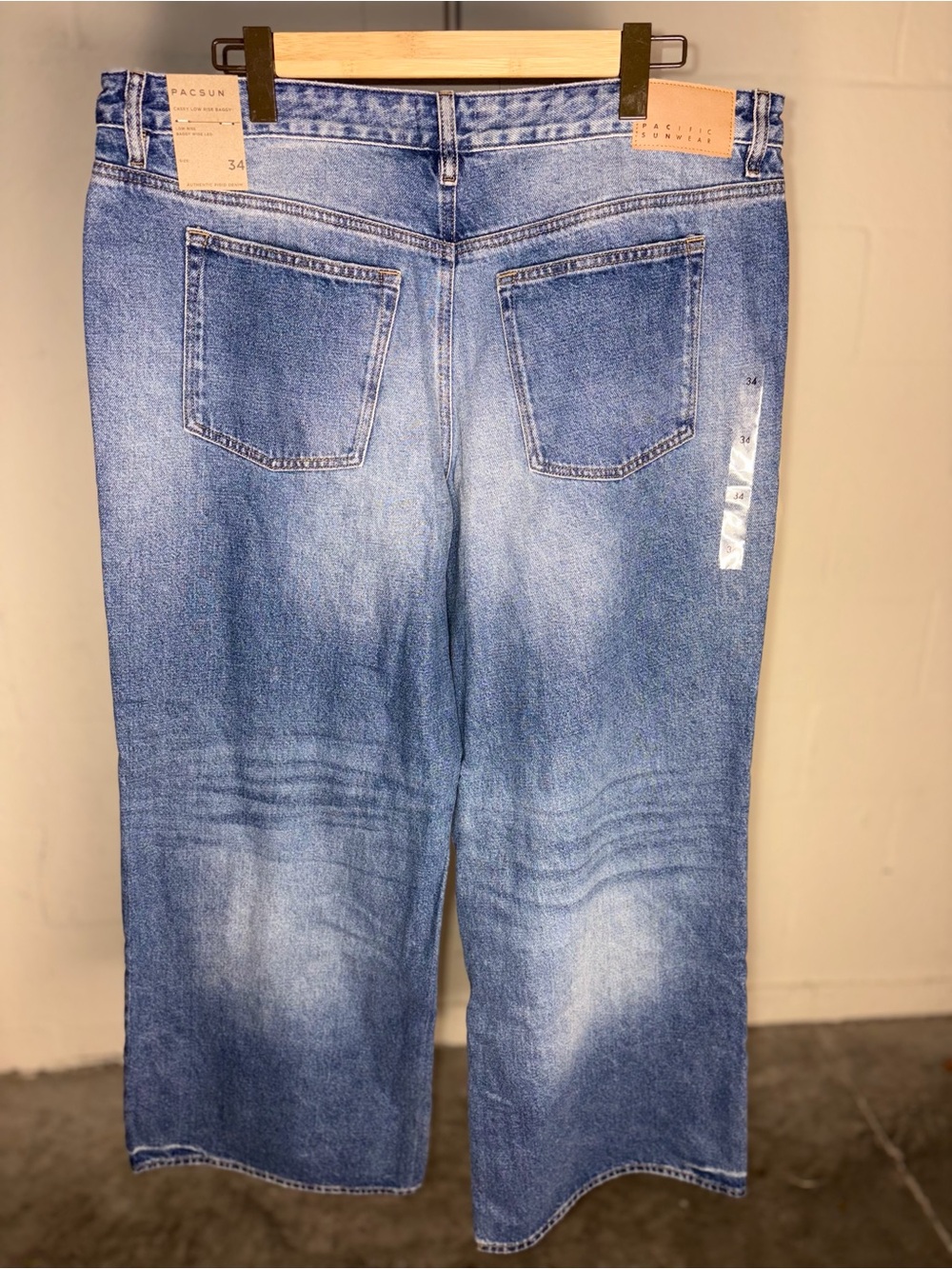 PACSUN Casey Low Rise Baggy Jeans Men’s (US) Size 34 Medium Blue Tint